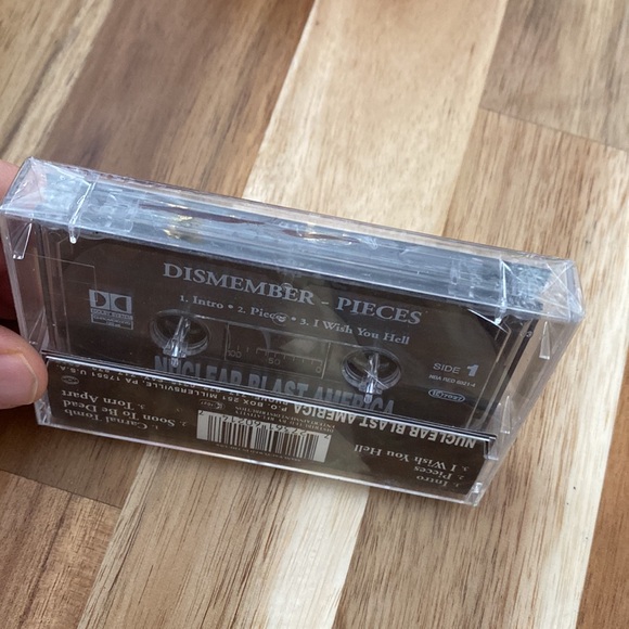 DISMEMBER- Pieces 1992 Cassette ( Collectible) Nuclear Blast America - Picture 5 of 6